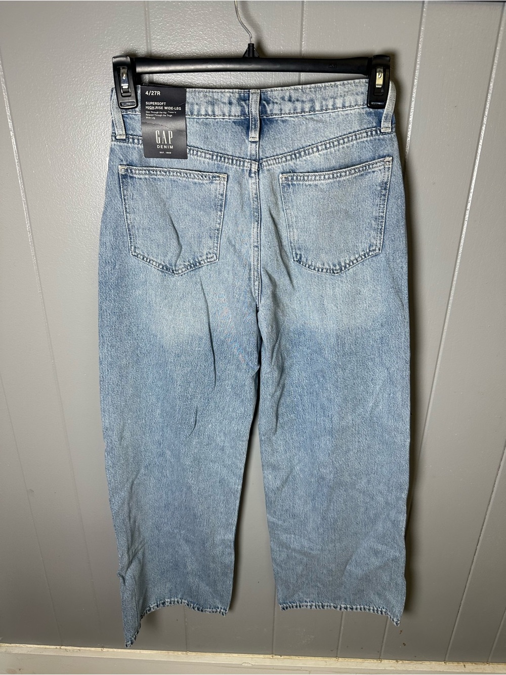 GAP Women's 4/27R Light wash high rise wide leg Blue Jeans NWT super soft - Picture 5 of 8